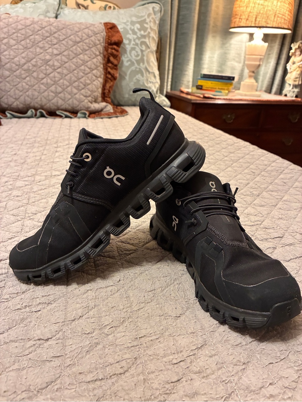 On Running Women’s Black Cloud WATERPROOF Sneakers